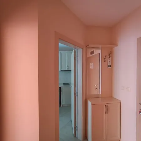 Excellent In Emberli Aparthotel. Apartment Lozenets